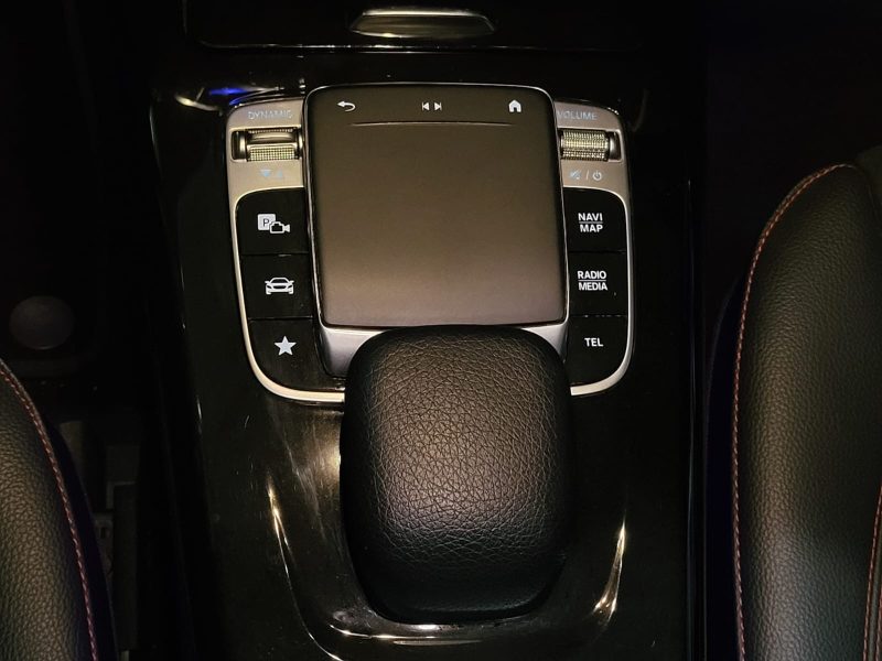 MERCEDES-BENZ CLASSE A 200 163cv AMG Line 7G-DCT