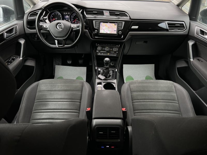 VOLKSWAGEN TOURAN III CARAT 1.4 TSI 150 1ERE MAIN 7 PLACES TOIT OUVRANT APPLE & ANDROID Garantie1an