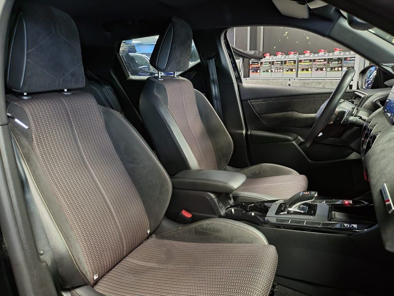 DS3 CROSSBACK 1.2 PureTech 130cv PERFORMANCE LINE / FOCAL / CARPLAY / VIRTUAL / TETE HAUTE / CAMERA