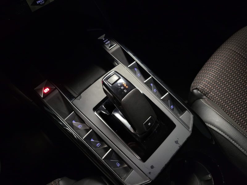 DS3 CROSSBACK 1.2 PureTech 130cv PERFORMANCE LINE / FOCAL / CARPLAY / VIRTUAL / TETE HAUTE / CAMERA