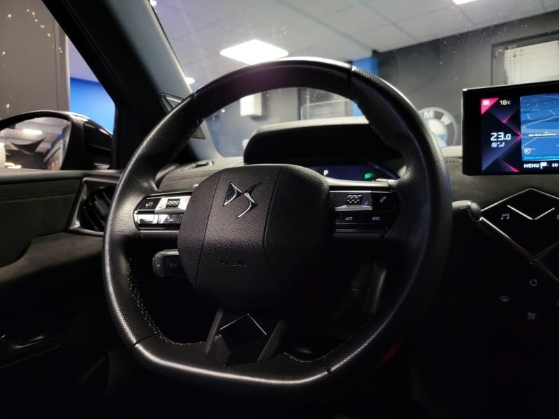 DS3 CROSSBACK 1.2 PureTech 130cv PERFORMANCE LINE / FOCAL / CARPLAY / VIRTUAL / TETE HAUTE / CAMERA