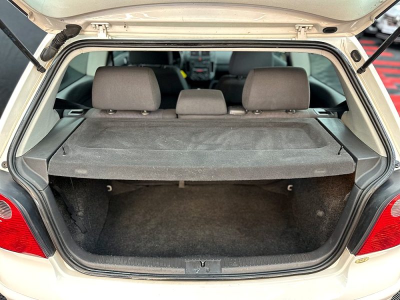 VOLKSWAGEN POLO 2004