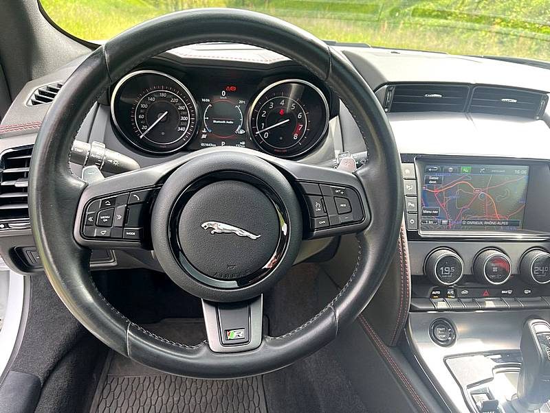 JAGUAR  F-TYPE  undefined