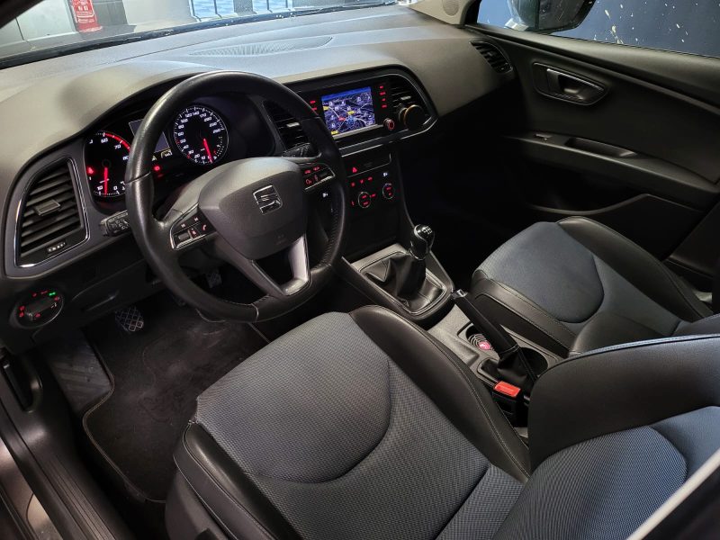 SEAT LEON 1.4 TSI 150cv ITECH / GPS+AIDE AU PARKING+SIEGE CUIR+TISSUS/