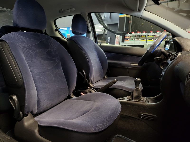 PEUGEOT 206 3P 1.4i 75cv 1er MAIN / CLIMATISATION / SUIVI PEUGEOT