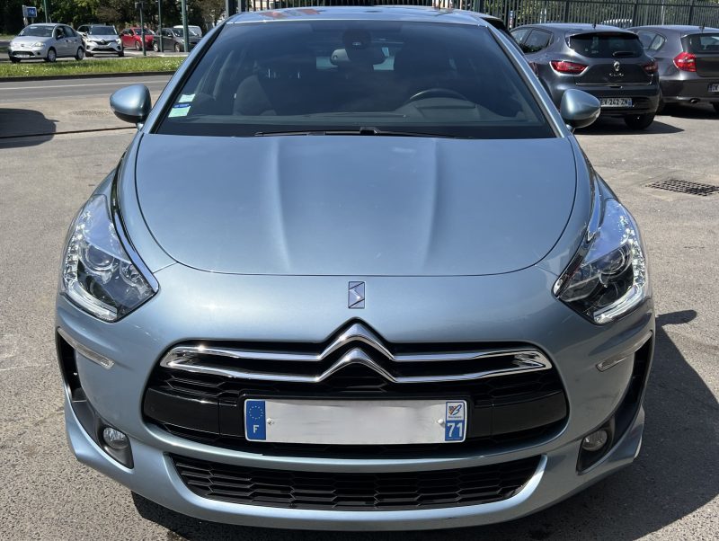 CITROEN DS5 SO CHIC 1.6 E HDI 110 Cv PREMIERE MAIN / BOITE AUTOMATIQUE - GARANTIE 1 AN
