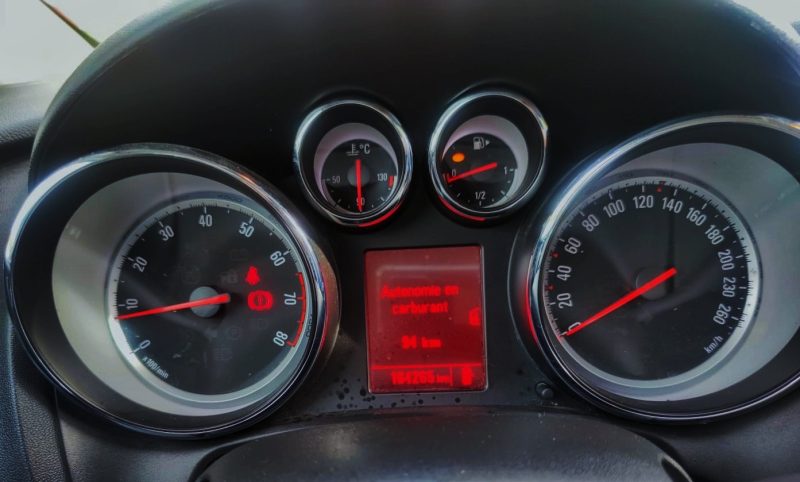 OPEL ASTRA J GTC 2013