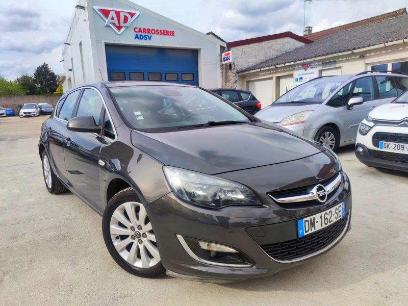 OPEL ASTRA J GTC 2013