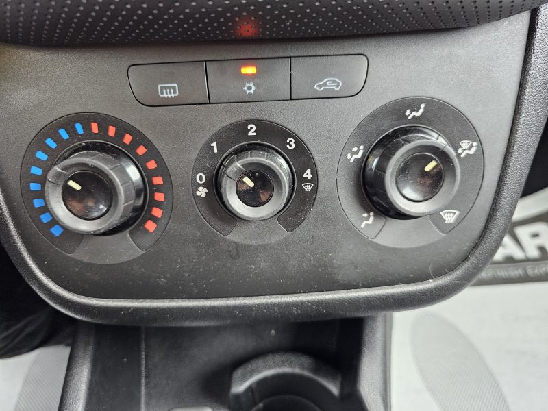 FIAT PUNTO EVO  1,3 MULTIJET 75 CH CLIM 