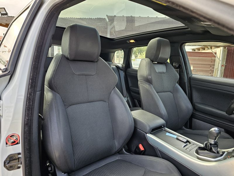 LAND ROVER EVOQUE MARK III TD4 150 CH 4X4 E-CAPABILITY PURE