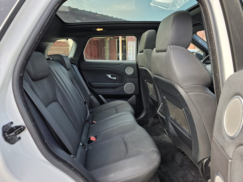 LAND ROVER EVOQUE MARK III TD4 150 CH 4X4 E-CAPABILITY PURE