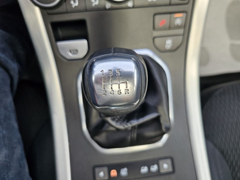 LAND ROVER EVOQUE MARK III TD4 150 CH 4X4 E-CAPABILITY PURE