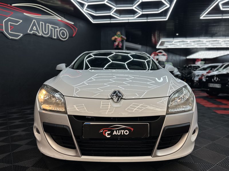 RENAULT MEGANE III  2009