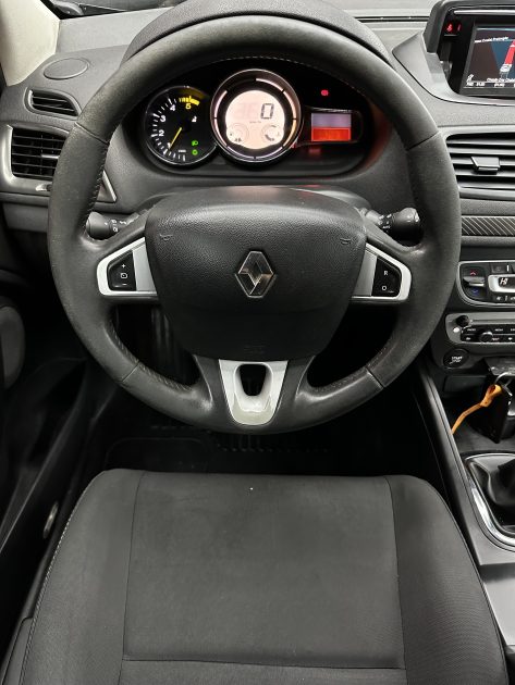 RENAULT MEGANE III Coupé 2012