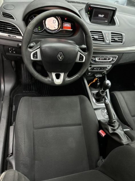 RENAULT MEGANE III Coupé 2012