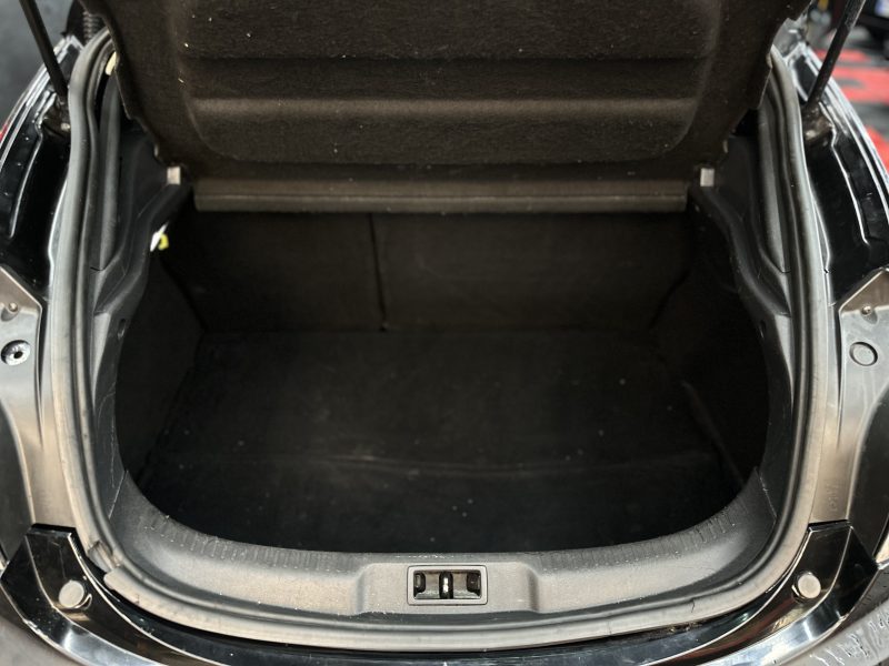 RENAULT MEGANE III Coupé 2012