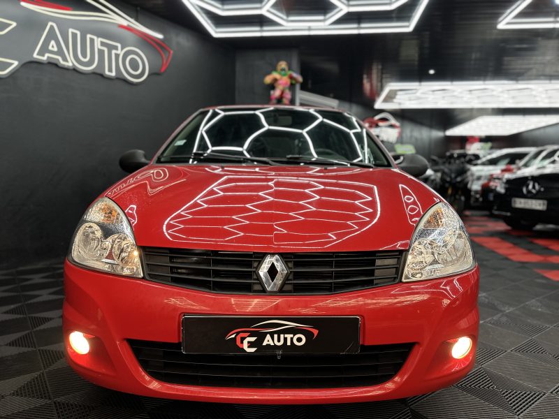 RENAULT CLIO II 2010