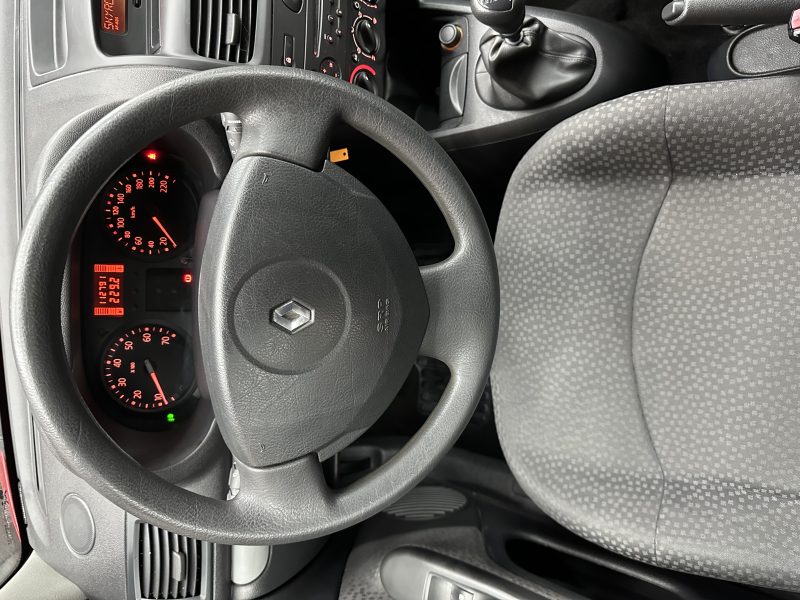 RENAULT CLIO II 2010