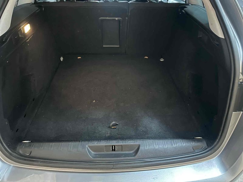 PEUGEOT 308 SW II 1.6 BlueHDi EAT6 S&S 120 cv Boîte auto