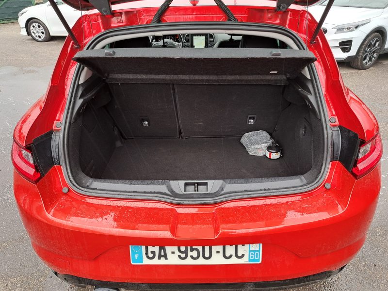 RENAULT MEGANE IV Berline bicorps trois ou cinq portes 2021