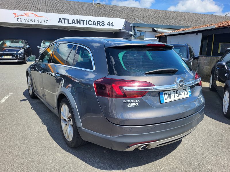 OPEL INSIGNIA A Sports Tourer 2015