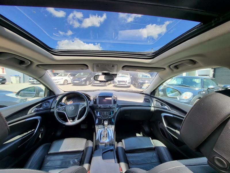 OPEL INSIGNIA A Sports Tourer 2015