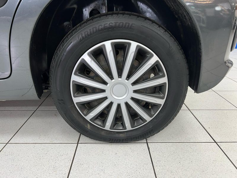 PEUGEOT 207 1.4E 75CH ACTIVE