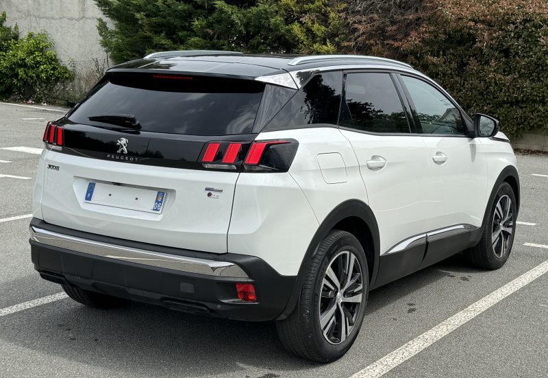 PEUGEOT 3008 1.2 ALLURE 130