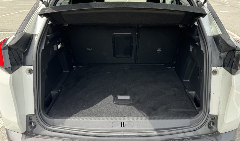 PEUGEOT 3008 1.2 ALLURE 130