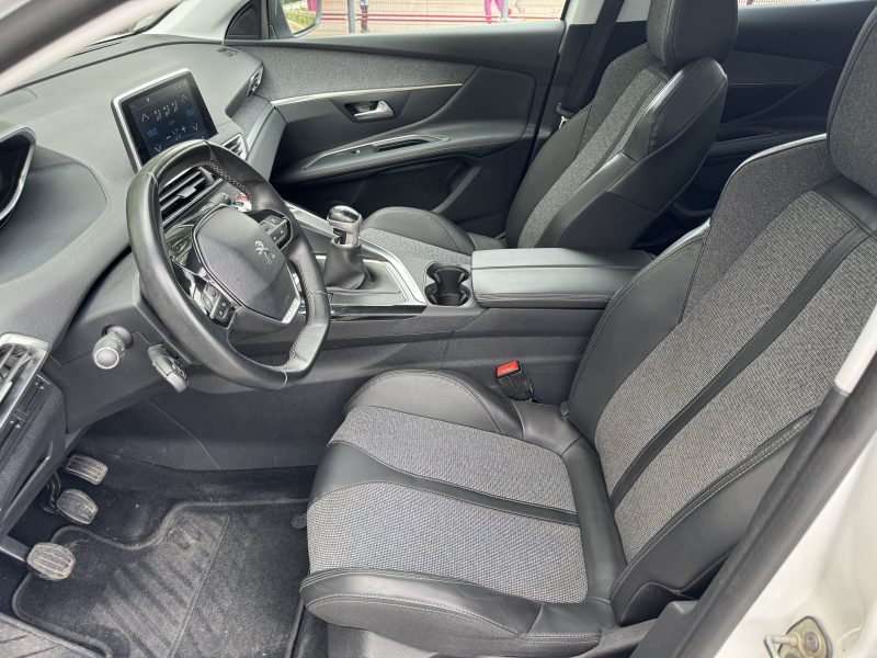 PEUGEOT 3008 1.2 ALLURE 130
