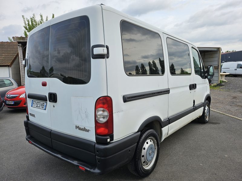 RENAULT MASTER II 2.2L dCI 90cv / 9 PLACES / REVISER