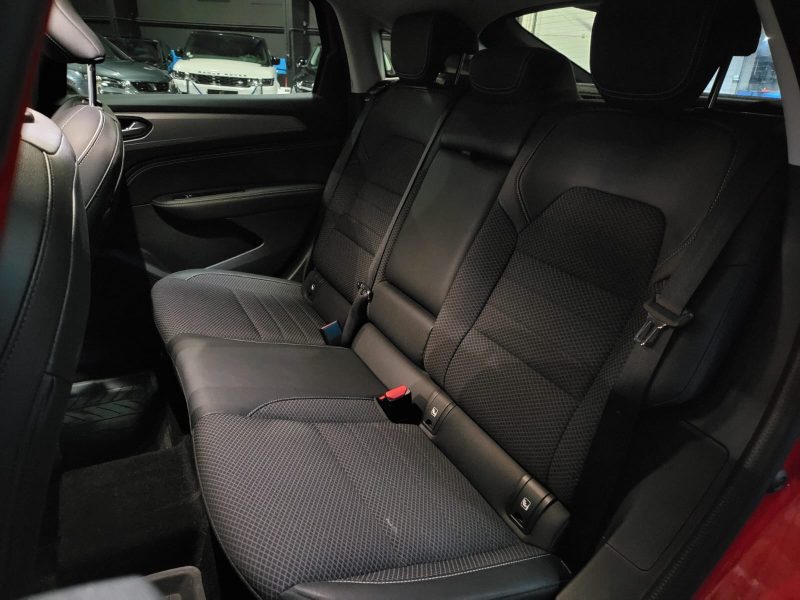 RENAULT ARKANA  INTENS 1.6 E-TECH 145 / SIEGES CHAUFFANT / VOLANT CHAUFFANT / VIRTUAL COCKPIT