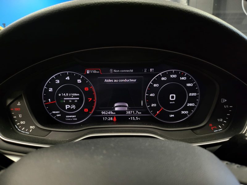 AUDI A4 B9 Avant 40 TFSI Mild Hybrid 190cv DESIGN / APPLE CARPLAY / TOIT OUVRANT / VIRTUAL COCKPIT /