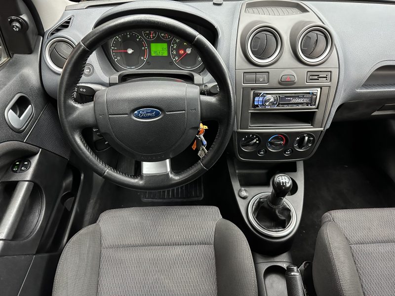 FORD FIESTA V  2008