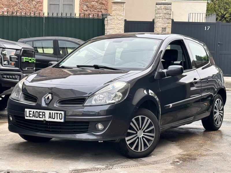 RENAULT CLIO 1.6 ESS DYNAMIQUE PAYER EN 4X