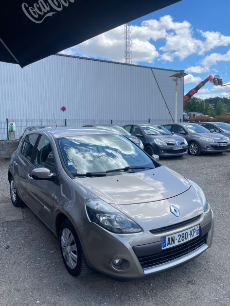 RENAULT CLIO III 2010