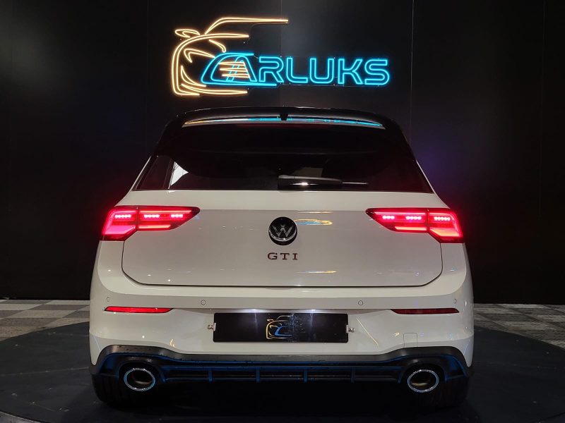 VOLKSWAGEN GOLF VIII GTI Clubsport 2.0 TSI 300cv DSG / APPLE CARPLAY/TOIT OUVRANT/SIEGES CHAUFFANT
