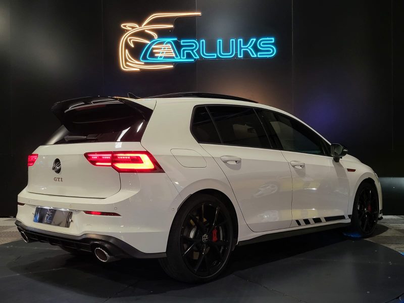 VOLKSWAGEN GOLF VIII GTI Clubsport 2.0 TSI 300cv DSG / APPLE CARPLAY/TOIT OUVRANT/SIEGES CHAUFFANT