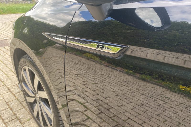 VOLKSWAGEN TOURAN 2017