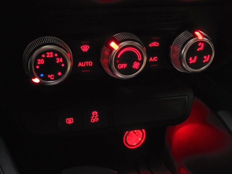 1.4 TFSI 125 cv REGULATEUR / CLIM / ENTRETIEN COMPLET A JOUR