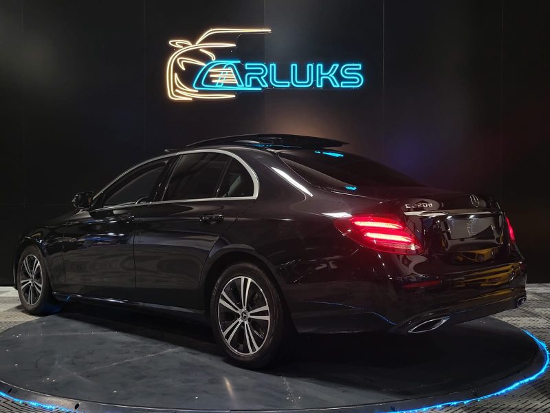 MERCEDES-BENZ CLASSE E 220d 194cv Avantgarde Line 9G-Tronic