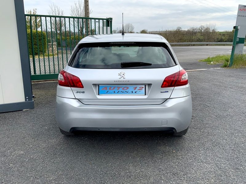 PEUGEOT 308 II 2015