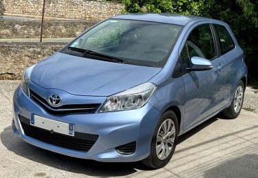 TOYOTA YARIS 1.3 99