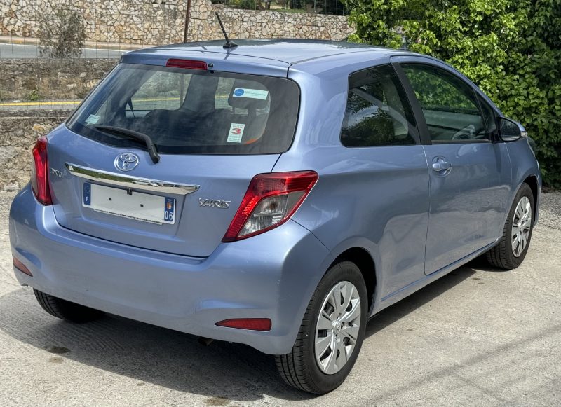 TOYOTA YARIS 1.3 99