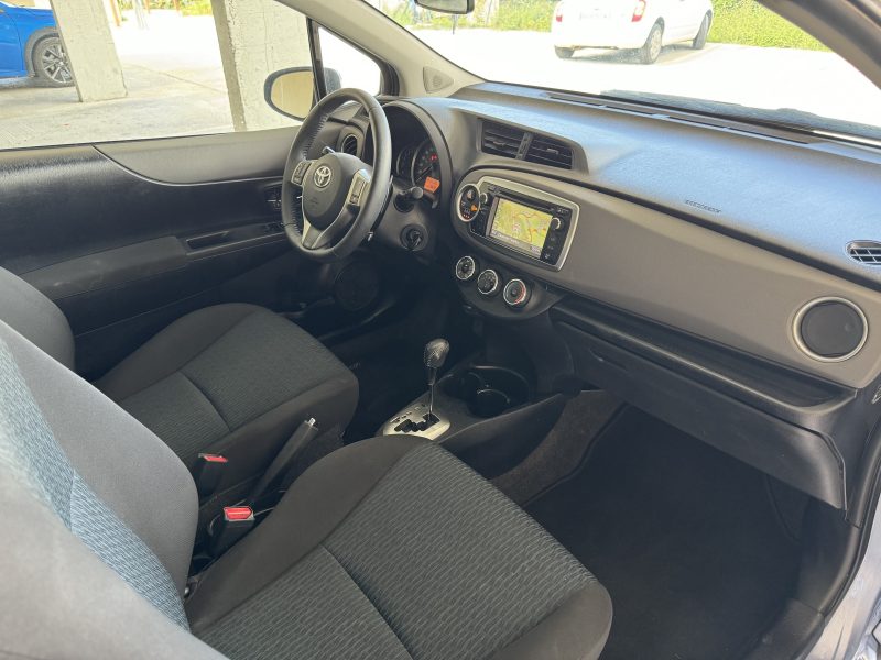 TOYOTA YARIS 1.3 99