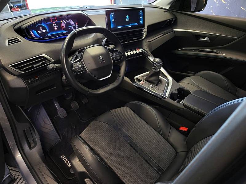 PEUGEOT 5008 1.2 PURETECH 130cv 7 PLACES ALLURE PACK 