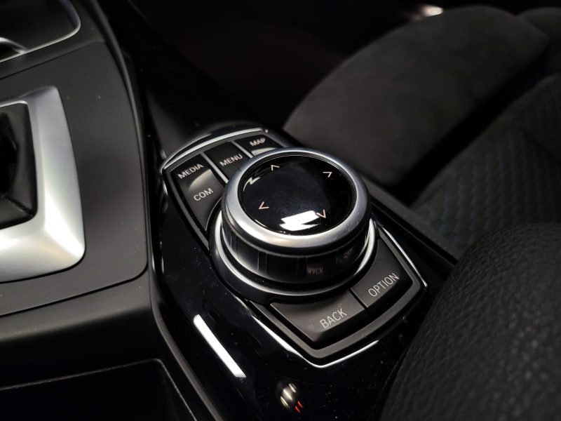 BMW SERIE 1 M140i 340cv SHADOW LINE / TOIT OUVRANT+HARMAN KARDON+VOLANT CHAUFFANT/