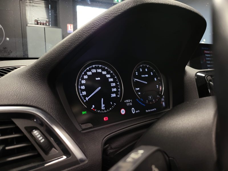 BMW SERIE 1 M140i 340cv SHADOW LINE / TOIT OUVRANT+HARMAN KARDON+VOLANT CHAUFFANT/