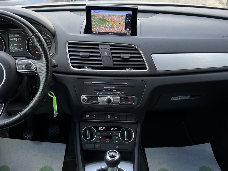 AUDI Q3 PHASE 2 S-LINE 2.0 TDI 150 PREMIERE MAIN / TOIT OUVRANT ATTELAGE 80 700 Kms - GARANTIE 1 AN