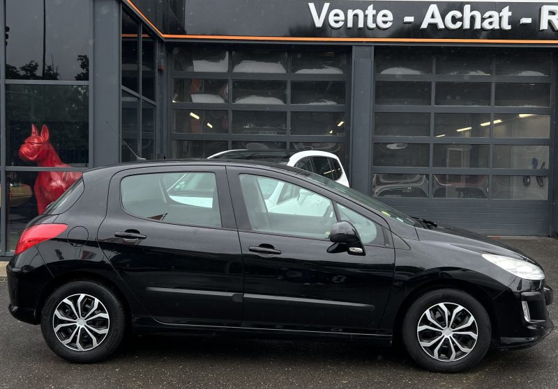 PEUGEOT 308 PREMIUM PACK 1.6 HDI 90 Cv PREMIERE MAIN - GARANTIE 1 AN